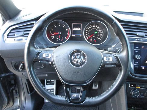 Used 2021 Volkswagen Tiguan SE R-Line FWD image 25
