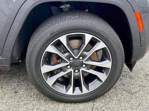 Used 2022 Jeep Grand Cherokee Overland image 10