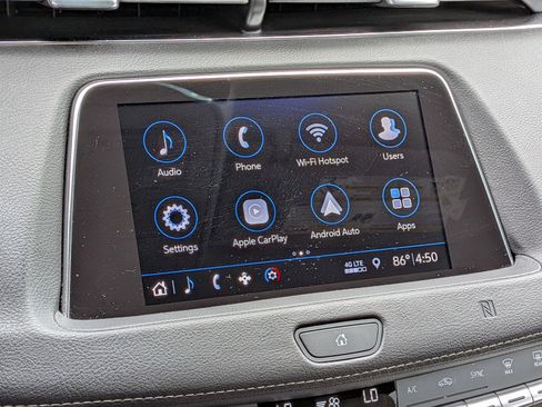 Used 2019 Cadillac XT4 Premium Luxury w/ Cold Weather Package FWD image 20