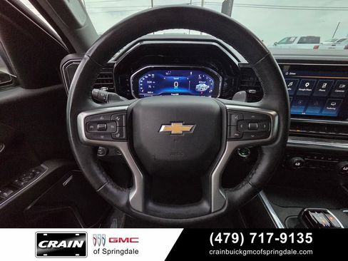 Used 2025 Chevrolet Silverado 1500 LTZ AWD/4WD image 13