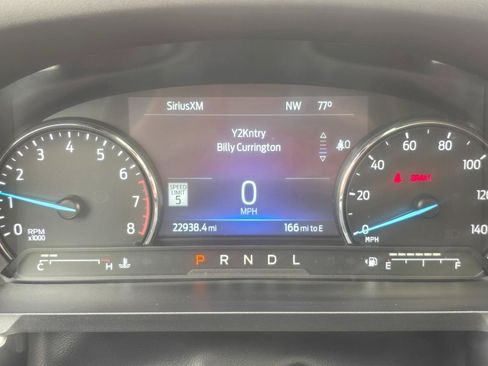 Used 2022 Ford Explorer XLT w/ Equipment Group 202A AWD/4WD image 8