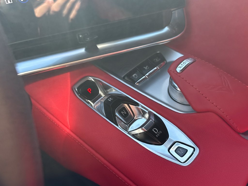 Used 2021 Chevrolet Corvette Stingray Preferred Cpe w/ Z51 Performance Package RWD image 24