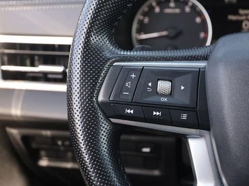 Used 2024 Mitsubishi Outlander SE FWD image 13