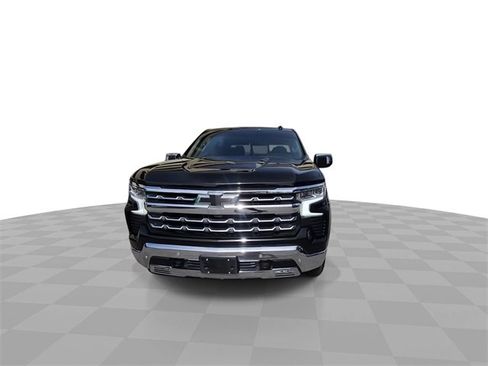 Used 2022 Chevrolet Silverado 1500 LTZ w/ LTZ Convenience Package II image 3