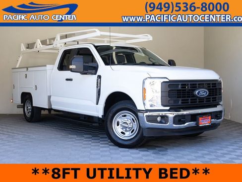 Used 2024 Ford F250 XL w/ XL Chrome Package image 1