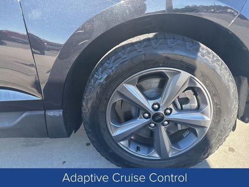 Used 2022 Ford Edge SEL w/ Sport Appearance Package image 7