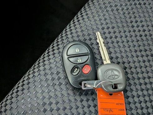 Used 2007 Toyota Solara SE image 31