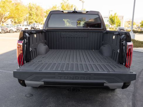 Used 2023 Toyota Tundra Limited AWD/4WD image 8
