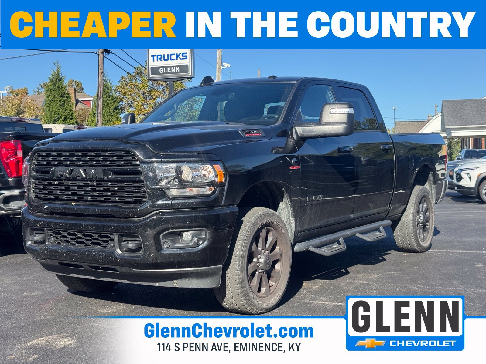 Used 2024 RAM 2500 Big Horn w/ Night Edition AWD/4WD image 1