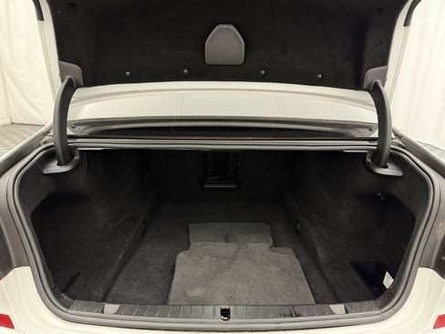 Used 2019 BMW 750i xDrive w/ M Sport Package image 49
