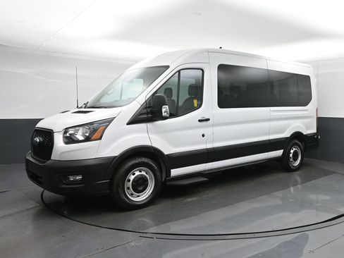 Used 2023 Ford Transit 350 XL RWD image 3