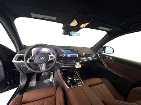 New 2026 BMW X5 xDrive50e w/ M Sport Package image 19