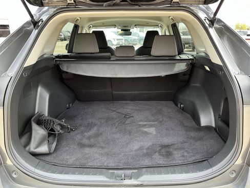 Used 2024 Toyota RAV4 XLE image 28