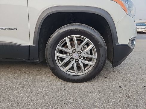 Used 2019 GMC Acadia SLE w/ Driver Alert Package I FWD image 3