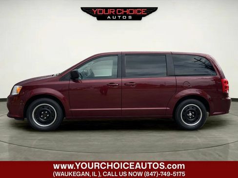 Used 2018 Dodge Grand Caravan SE w/ UConnect Hands-Free Group FWD image 2