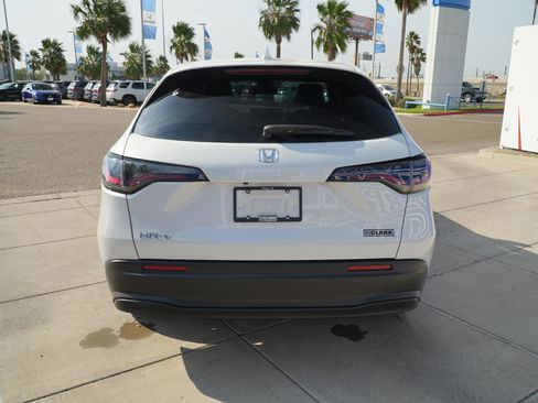 New 2026 Honda HR-V LX image 6