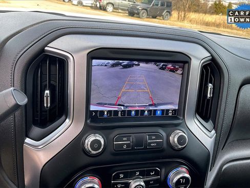 Used 2023 GMC Sierra 2500 SLT w/ SLT Premium Package image 21