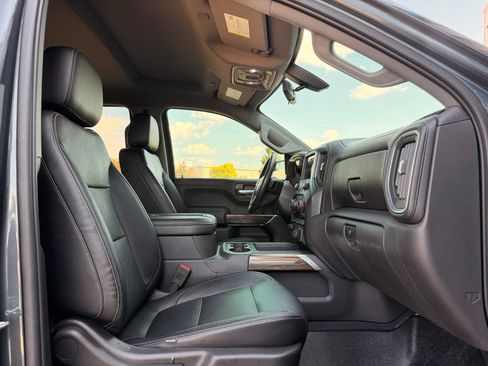 Used 2020 Chevrolet Silverado 1500 RST AWD/4WD image 35