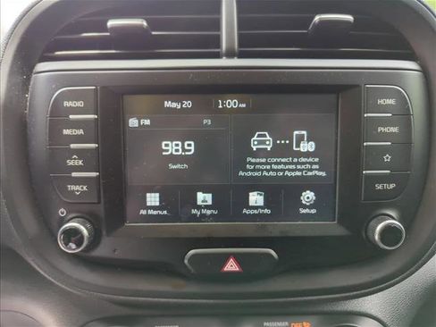 Used 2020 Kia Soul S FWD image 13