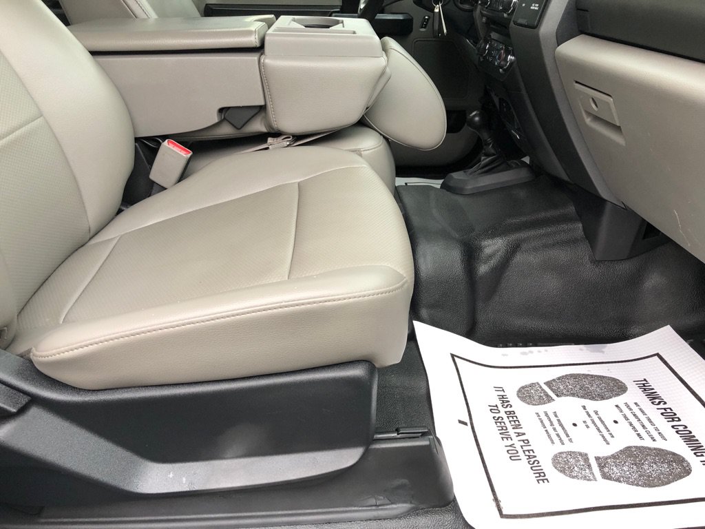 Used 2017 Ford F250 XL w/ Power Equipment Group AWD/4WD image 24