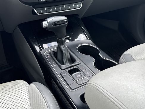 Used 2019 Kia Sorento SX w/ SX Touring Package image 32