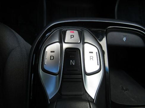 Used 2021 Hyundai Ioniq SE image 46