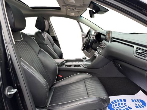 Used 2021 Genesis G70 2.0T w/ Elite Package image 15