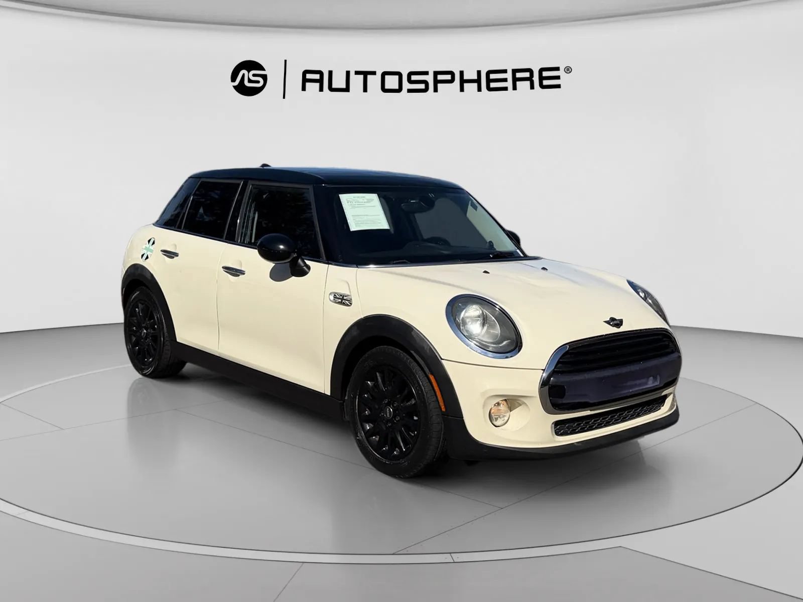 Used 2016 MINI Cooper 4-Door Hardtop w/ Media Package FWD image 11