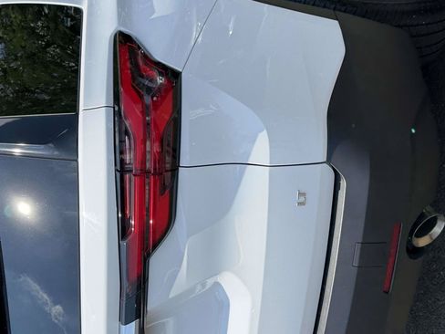 Certified 2023 Chevrolet Traverse LT AWD/4WD image 6