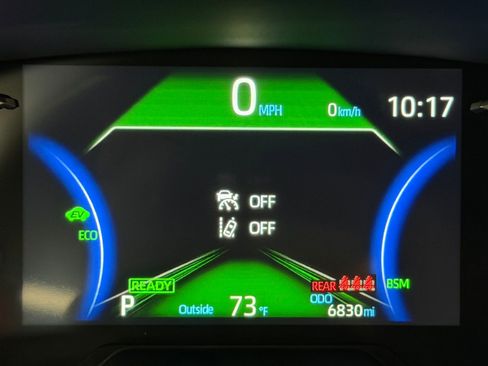 Used 2025 Toyota RAV4 LE image 27