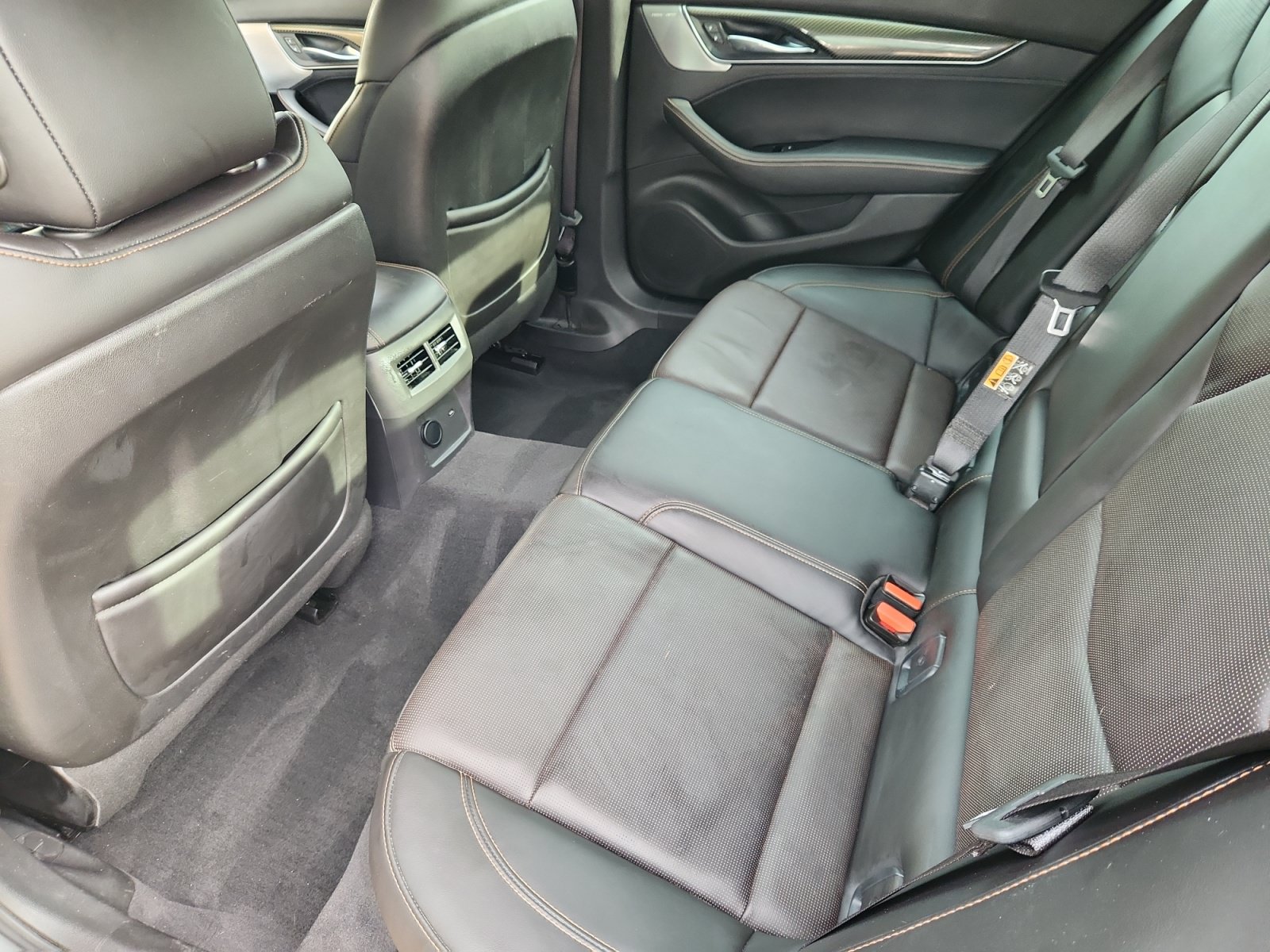 Used 2021 Cadillac CT5 V w/ Premium Package RWD image 18