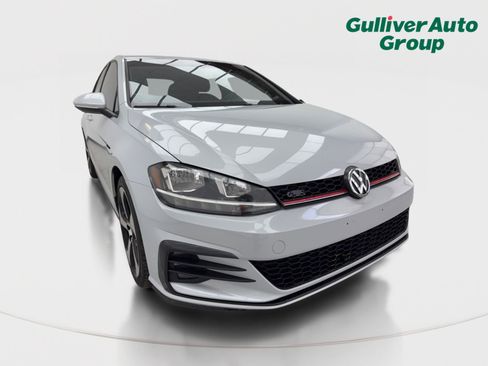 Used 2018 Volkswagen GTI S FWD image 13