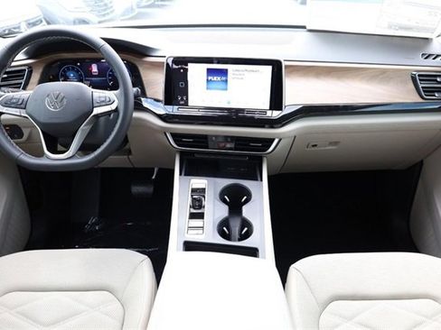 New 2026 Volkswagen Atlas SE image 23