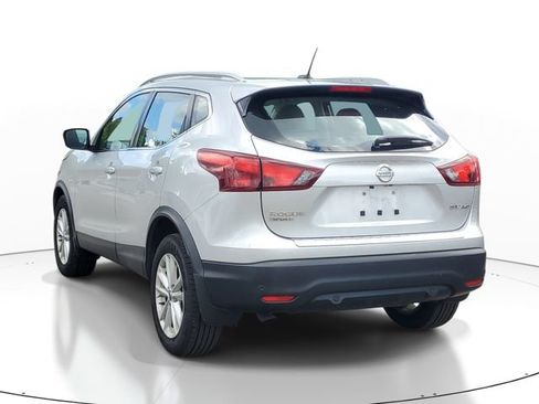 Used 2019 Nissan Rogue Sport SV AWD/4WD image 3