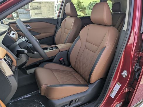 New 2026 Nissan Rogue Platinum w/ Platinum Premium Package AWD/4WD image 13