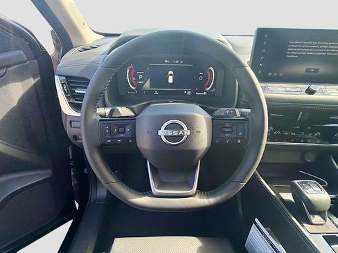 New 2026 Nissan Rogue Platinum w/ Platinum Premium Package image 11