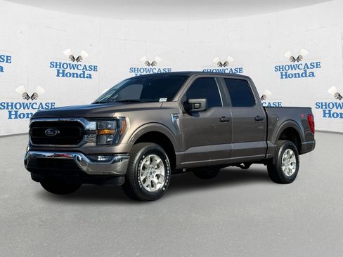 Used 2023 Ford F150 XLT image 2
