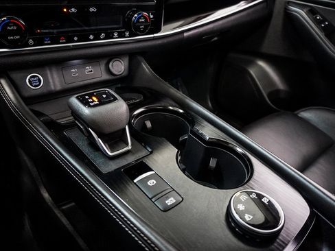 Used 2022 Nissan Rogue SL w/ SL Premium Package image 42