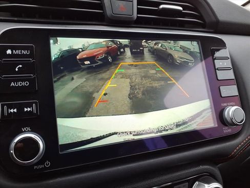 Used 2023 Nissan Versa SR w/ Trunk Package image 16