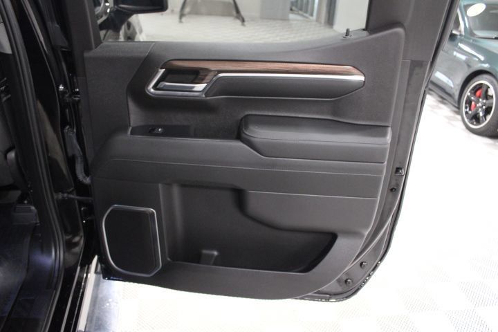 Used 2024 Chevrolet Silverado 1500 RST w/ Z71 Off-Road Package AWD/4WD image 29