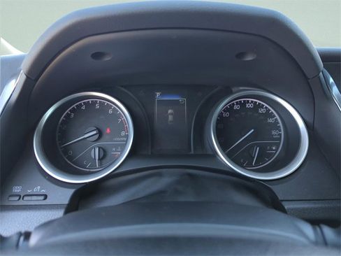 Used 2023 Toyota Camry LE image 39