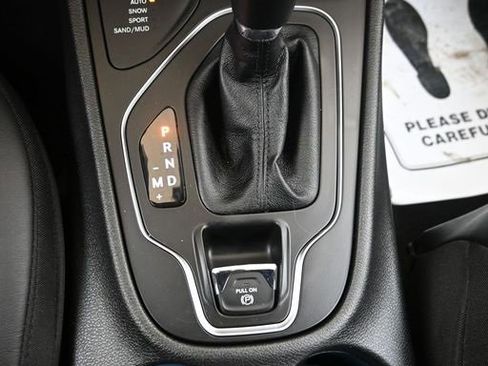 Used 2021 Jeep Cherokee Latitude Lux 80th Anniv w/ Quick Order Package 26U 80TH image 35