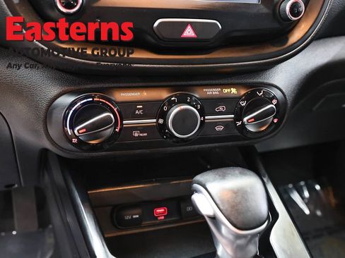 Used 2020 Kia Soul EX FWD image 18