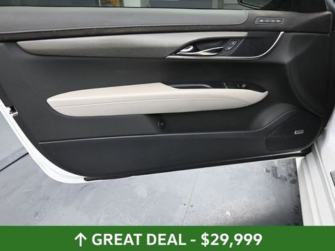 Used 2016 Cadillac ATS V w/ Luxury Package image 27