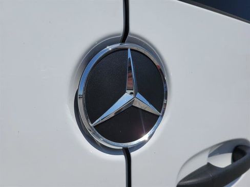 Used 2025 Mercedes-Benz Sprinter 2500 image 27