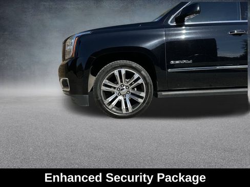 Used 2019 GMC Yukon XL Denali w/ Denali Ultimate Package image 12