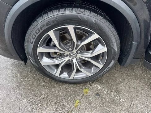 Used 2022 Acura MDX SH-AWD w/ Technology Package image 18