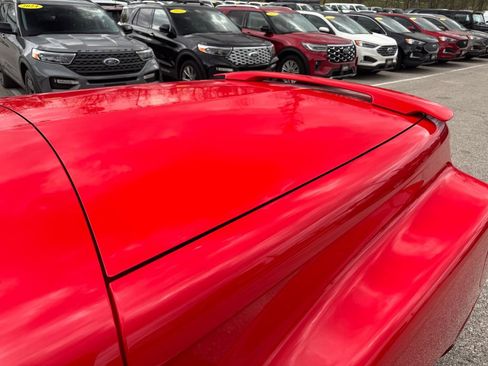 Used 2003 Chevrolet SSR RWD image 14