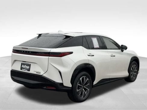 Used 2023 Lexus RZ 450e Premium w/ Accessory Package (2T) image 7