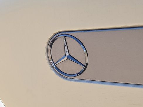 Used 2023 Mercedes-Benz G 550 image 12